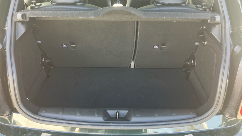 MINI Hatchback 2.0 John Cooper Works Premium 3dr Auto Petrol Hatchback